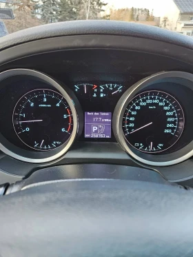 Toyota Land cruiser J200 | Auto.bg — изображение 13 Toyota Land cruiser J200 | Auto.bg — изображение 13