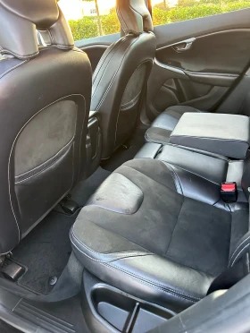 Volvo V40 2.0 R-Design | Auto.bg — изображение 10 Volvo V40 2.0 R-Design | Auto.bg — изображение 10
