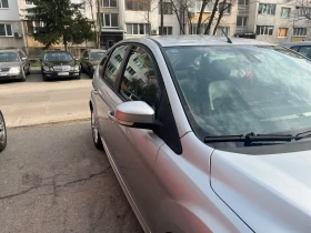 Ford Focus 1.6 TDCI - 2500 € / 4889.57 лв. - 42852228 16 | Car24.bg Ford Focus 1.6 TDCI - 2500 € / 4889.57 лв. - 42852228 16