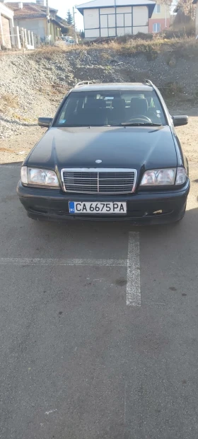 Снимка Mercedes-Benz C 180