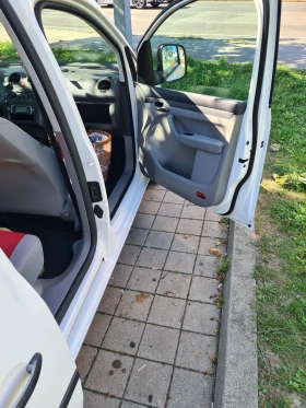 VW Caddy МЕТАН, КЛИМАТИК, ПЛЪЗГАЩИ ВРАТИ, ТЕГЛИЧ, НАЙ ДОБЪР | Mobile.bg — малка снимка 14
