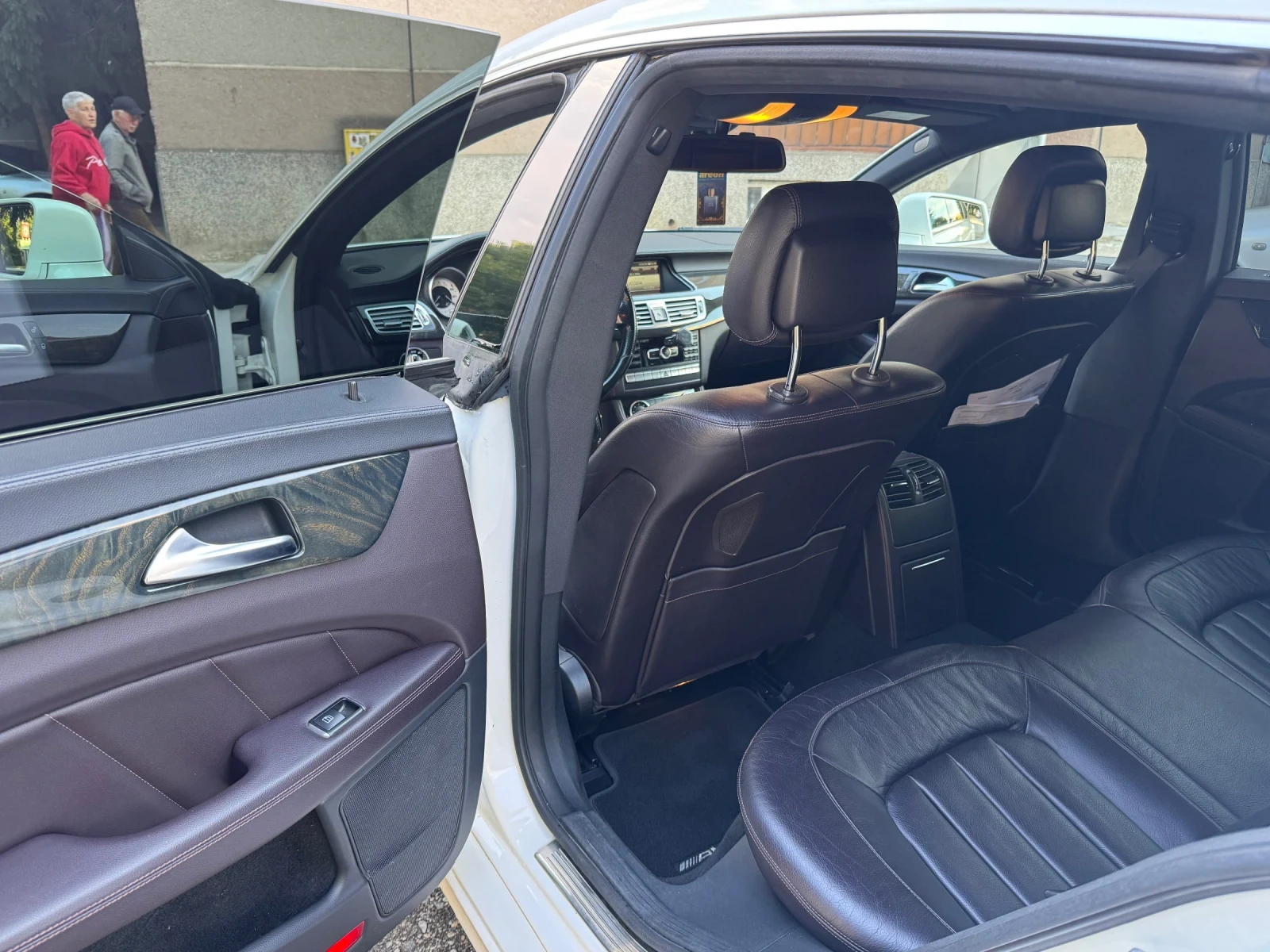 Mercedes-Benz CLS 350 4 MATIC/ AIRMATIC - изображение 8 | Auto.bg Mercedes-Benz CLS 350 4 MATIC/ AIRMATIC - изображение 8