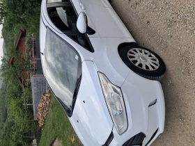 Ford B-Max 1.0 Ecoboost - 2500 € / 4889.57 лв. - 83417707 3 | Car24.bg Ford B-Max 1.0 Ecoboost - 2500 € / 4889.57 лв. - 83417707 3