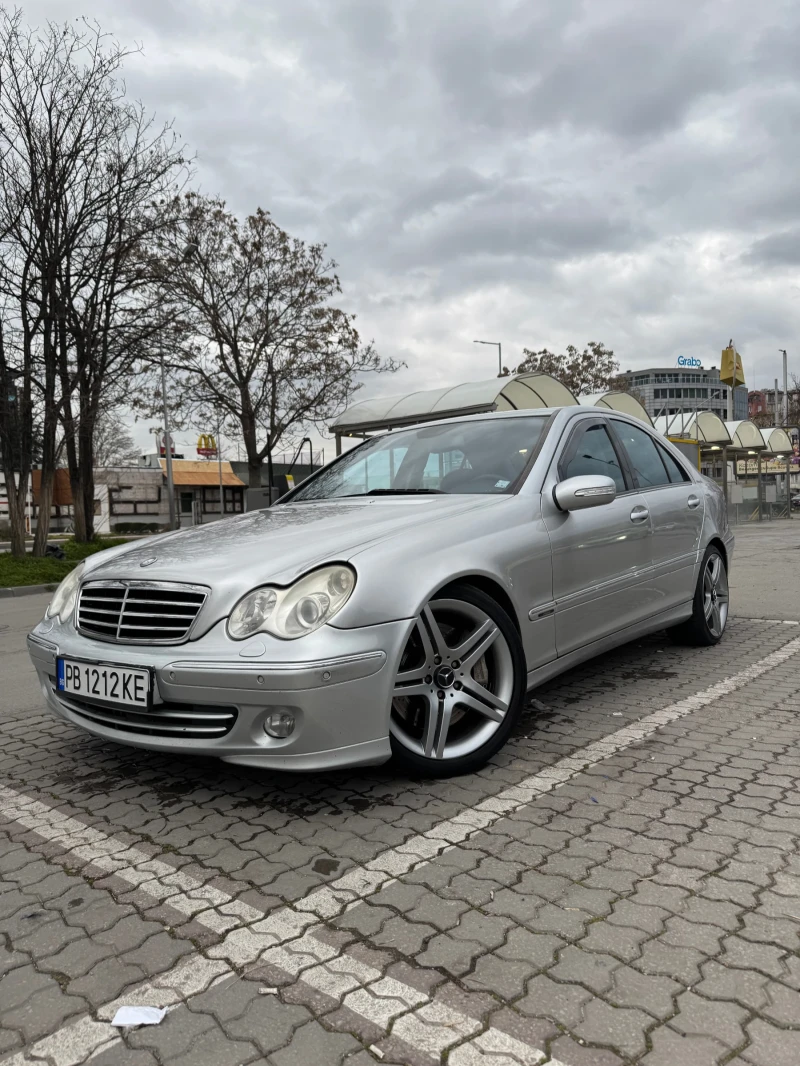 Mercedes-Benz C 350 - 5200 € / 10170.32 лв. - 13440975 1 | Car24.bg Mercedes-Benz C 350 - 5200 € / 10170.32 лв. - 13440975 1