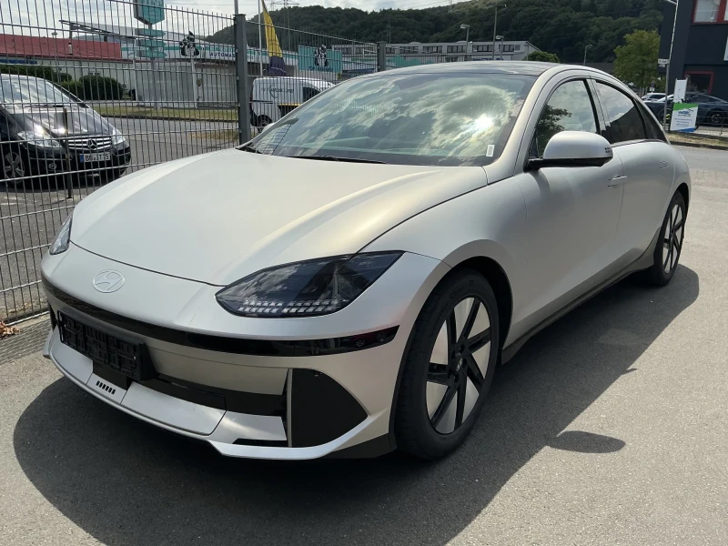 Hyundai Ioniq 6 UNIQ* 77.4KW* 325H.P.* AWD* PANO* ГАРАНЦИЯ - 34500 € / 67476.13 лв. - 48836458 1 | Car24.bg Hyundai Ioniq 6 UNIQ* 77.4KW* 325H.P.* AWD* PANO* ГАРАНЦИЯ - 34500 € / 67476.13 лв. - 48836458 1