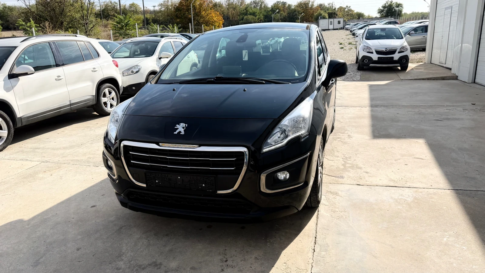 Peugeot 3008 1.6hdi 114k.c* Navi* UNIKAT* | Auto.bg — изображение 1 Peugeot 3008 1.6hdi 114k.c* Navi* UNIKAT* | Auto.bg — изображение 1