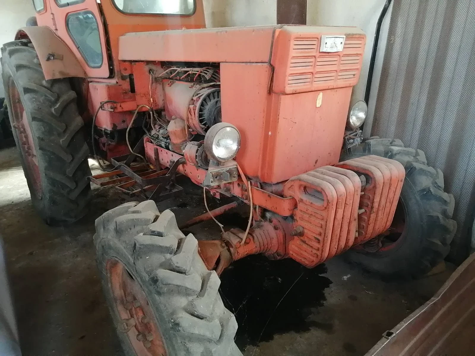 Трактор Т T 40 - изображение 2 | Auto.bg Трактор Т T 40 - изображение 2