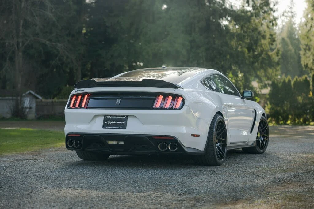 Ford Mustang Shelby GT350 Fastback RWD - изображение 5 | Auto.bg Ford Mustang Shelby GT350 Fastback RWD - изображение 5