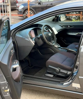 Honda Civic 1.8i Automatic Navi Face158хил км Сервизна История | Mobile.bg — малка снимка 6