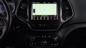 Jeep Cherokee TRAILHAWK / 3.2 / 4X4 / ОБДУХ / ПОДГРЕВ / ПАНОРАМА - 13000 € / 25425.79 лв. - 28091805 14 | Car24.bg Jeep Cherokee TRAILHAWK / 3.2 / 4X4 / ОБДУХ / ПОДГРЕВ / ПАНОРАМА - 13000 € / 25425.79 лв. - 28091805 14