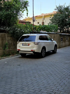 Mitsubishi Outlander 2.2 DI-D 4WD - 17490 лв. / 8942.50 € - 40651217 2 | Car24.bg Mitsubishi Outlander 2.2 DI-D 4WD - 17490 лв. / 8942.50 € - 40651217 2