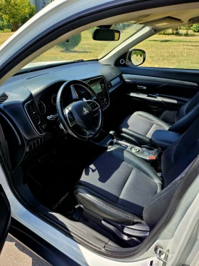 Mitsubishi Outlander 2.2 DI-D 4WD - 17490 лв. / 8942.50 € - 40651217 4 | Car24.bg Mitsubishi Outlander 2.2 DI-D 4WD - 17490 лв. / 8942.50 € - 40651217 4
