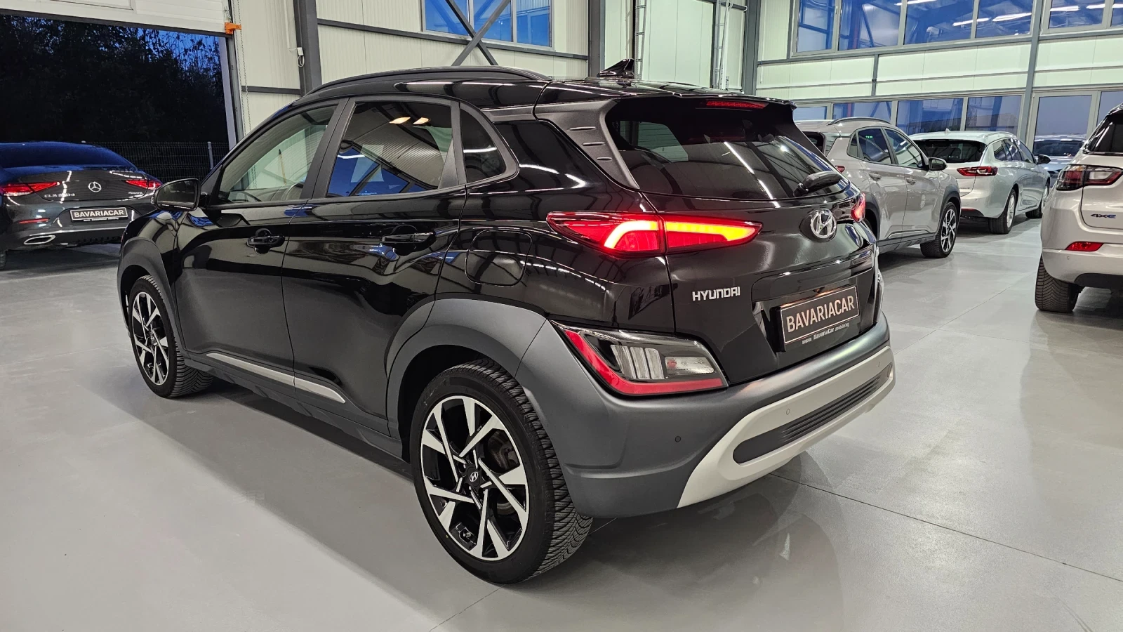 Hyundai Kona Germany* Aut.* HUD* LED* Keyless GO - изображение 3 | Auto.bg Hyundai Kona Germany* Aut.* HUD* LED* Keyless GO - изображение 3
