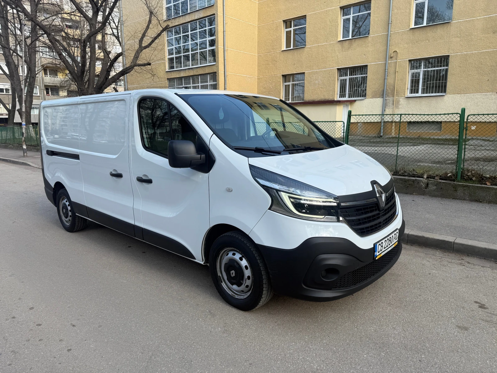 Renault Trafic undefined | Auto.bg — изображение 1 Renault Trafic undefined | Auto.bg — изображение 1