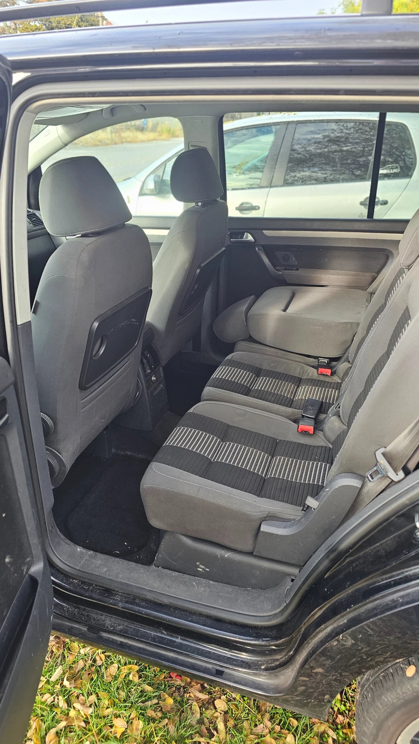 VW Touran  - изображение 9 | Auto.bg VW Touran  - изображение 9