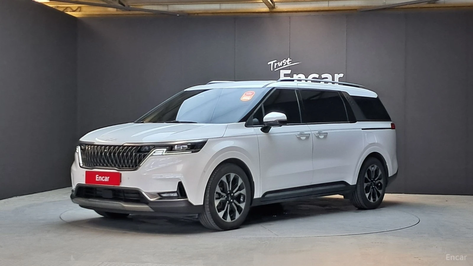 Kia Carnival 9-местен* КОЖА* ОБДУХВ* НАВИ* 360 | Auto.bg — изображение 1 Kia Carnival 9-местен* КОЖА* ОБДУХВ* НАВИ* 360 | Auto.bg — изображение 1