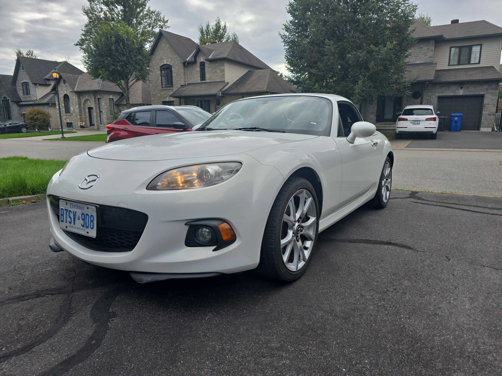 Mazda Mx-5 * GT* CARFAX* АВТОКРЕДИТ БЕЗ ПЪРВОНАЧАЛНА ВНОСКА | Auto.bg — изображение 1 Mazda Mx-5 * GT* CARFAX* АВТОКРЕДИТ БЕЗ ПЪРВОНАЧАЛНА ВНОСКА | Auto.bg — изображение 1