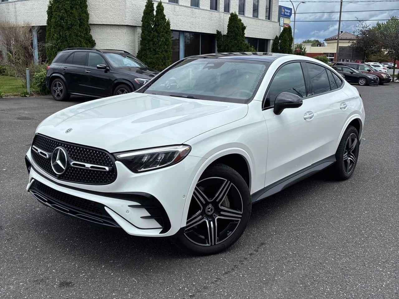 Mercedes-Benz GLC 300 4MATIC/360/ПАНОРАМА/ПОДГРЕВИ | Auto.bg — изображение 1 Mercedes-Benz GLC 300 4MATIC/360/ПАНОРАМА/ПОДГРЕВИ | Auto.bg — изображение 1