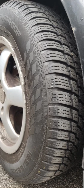 Audi A4 1.9 TDI - 1200 € / 2347.00 лв. - 37104993 6 | Car24.bg Audi A4 1.9 TDI - 1200 € / 2347.00 лв. - 37104993 6