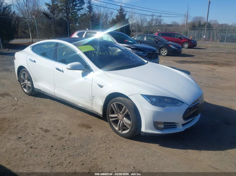 Tesla Model S RWD * Крайна цена до БГ* - 9200 € / 17993.64 лв. - 27624667 1 | Car24.bg Tesla Model S RWD * Крайна цена до БГ* - 9200 € / 17993.64 лв. - 27624667 1