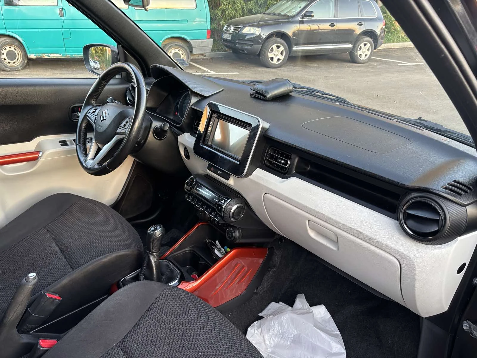 Suzuki Ignis ПЪРВИ СОБСТВЕНИК - изображение 7 | Auto.bg Suzuki Ignis ПЪРВИ СОБСТВЕНИК - изображение 7