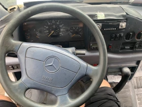 Mercedes-Benz 312