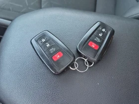 Toyota Rav4 * HYBRID XLE * CARFAX * БЕЗ ПЪРВОНАЧАЛНА ВНОСКА | Auto.bg — изображение 8 Toyota Rav4 * HYBRID XLE * CARFAX * БЕЗ ПЪРВОНАЧАЛНА ВНОСКА | Auto.bg — изображение 8