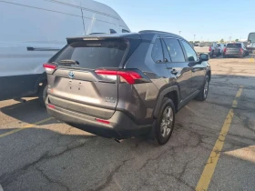 Toyota Rav4 * HYBRID XLE * CARFAX * БЕЗ ПЪРВОНАЧАЛНА ВНОСКА | Auto.bg — изображение 3 Toyota Rav4 * HYBRID XLE * CARFAX * БЕЗ ПЪРВОНАЧАЛНА ВНОСКА | Auto.bg — изображение 3