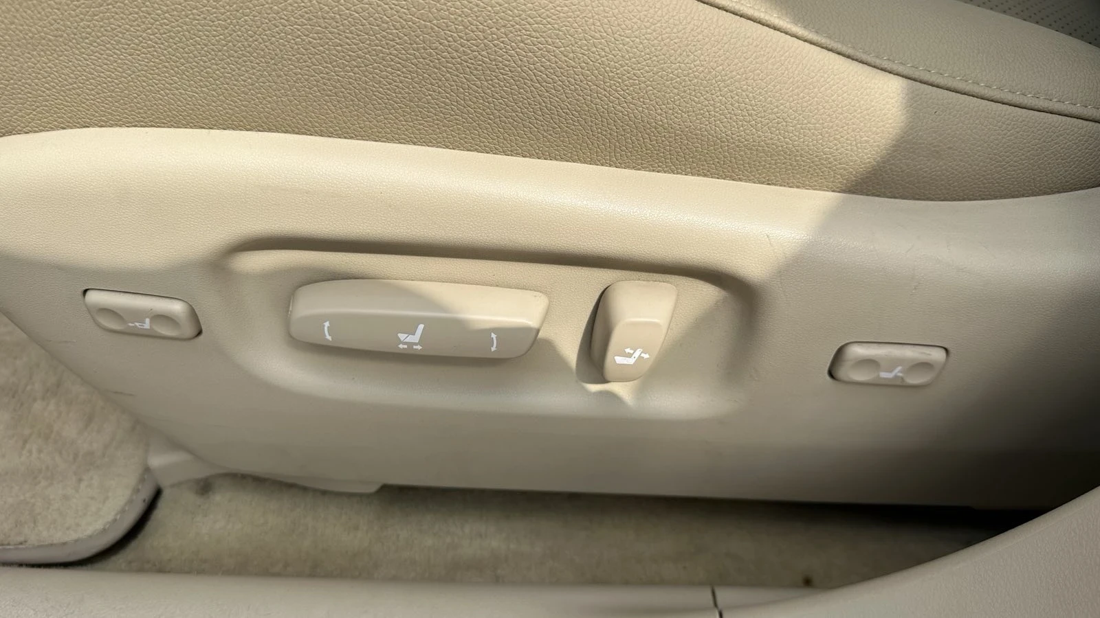Lexus RX 450h 3.5i HYBRID БАРТЕР ЛИЗИНГ - изображение 9 | Auto.bg Lexus RX 450h 3.5i HYBRID БАРТЕР ЛИЗИНГ - изображение 9