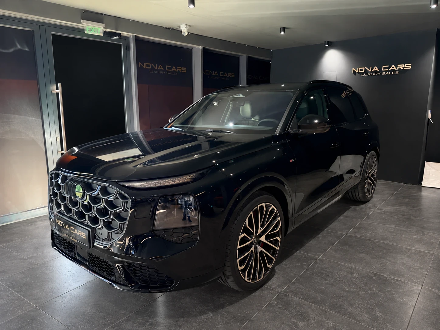 Audi Q7 S-line Premiere Edition 7 Места | Auto.bg — изображение 1 Audi Q7 S-line Premiere Edition 7 Места | Auto.bg — изображение 1
