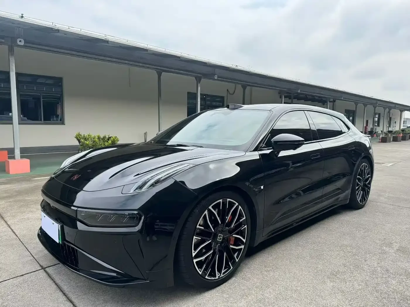 Zeekr 001 YOU Edition 100kWh AWD | Air Suspension | Auto.bg — изображение 1 Zeekr 001 YOU Edition 100kWh AWD | Air Suspension | Auto.bg — изображение 1