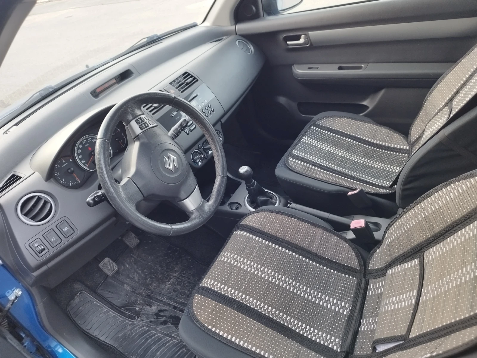 Suzuki Swift 1.3 DDIS (100хил.км.) реални в ТОП състояние  - изображение 6 | Auto.bg Suzuki Swift 1.3 DDIS (100хил.км.) реални в ТОП състояние  - изображение 6
