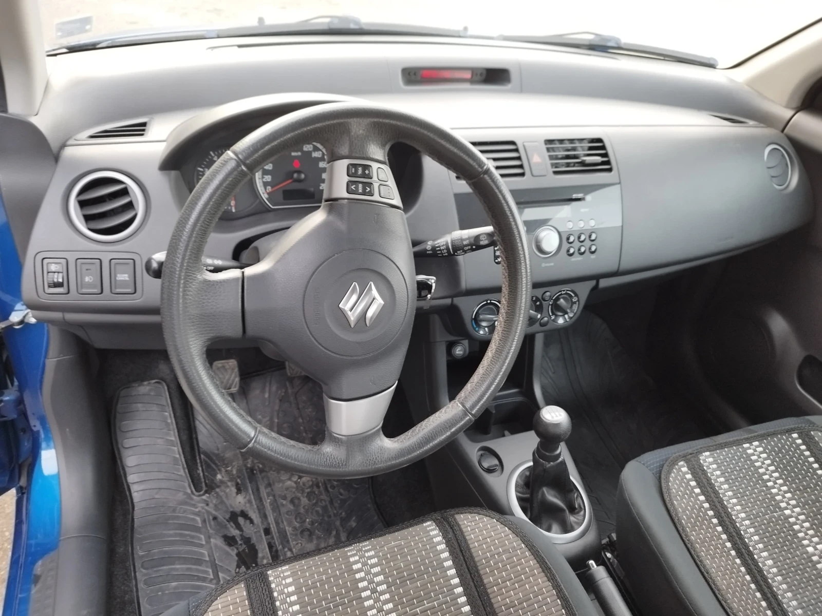 Suzuki Swift 1.3 DDIS (100хил.км.) реални в ТОП състояние  - изображение 7 | Auto.bg Suzuki Swift 1.3 DDIS (100хил.км.) реални в ТОП състояние  - изображение 7