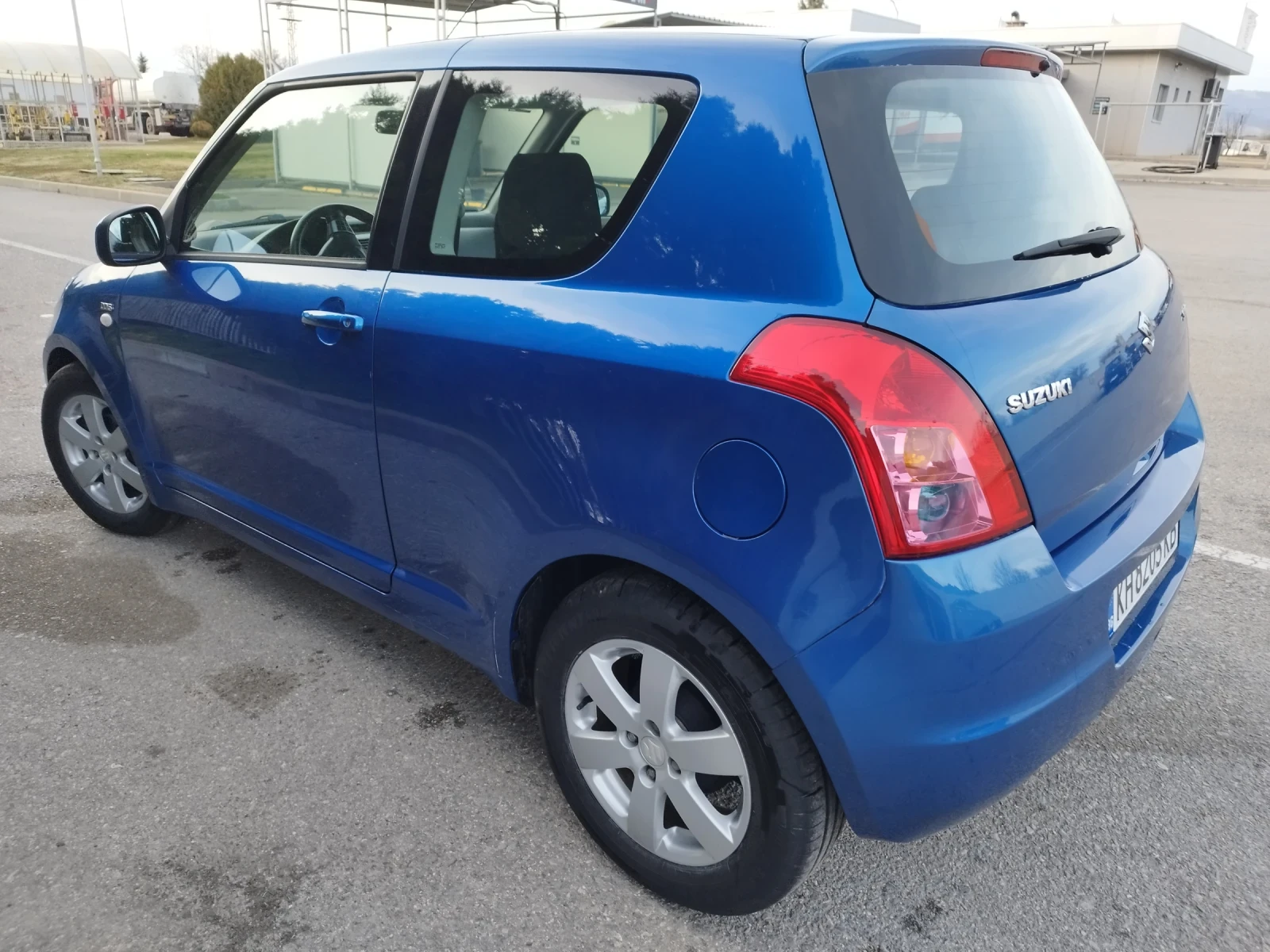 Suzuki Swift 1.3 DDIS (100хил.км.) реални в ТОП състояние  - изображение 4 | Auto.bg Suzuki Swift 1.3 DDIS (100хил.км.) реални в ТОП състояние  - изображение 4