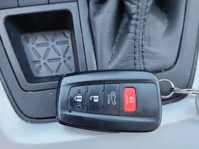 Toyota Rav4 XLE AWD | 4x4 | PANO | ПОДГРЕВИ | CARFAX - 24200 € / 47331.09 лв. - 87924511 8 | Car24.bg Toyota Rav4 XLE AWD | 4x4 | PANO | ПОДГРЕВИ | CARFAX - 24200 € / 47331.09 лв. - 87924511 8