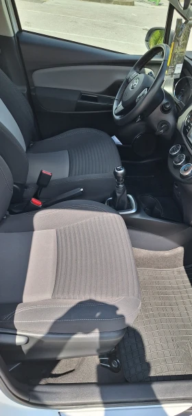 Toyota Yaris 1.5 VVT-I - 9350 € / 18287.01 лв. - 90530450 12 | Car24.bg Toyota Yaris 1.5 VVT-I - 9350 € / 18287.01 лв. - 90530450 12