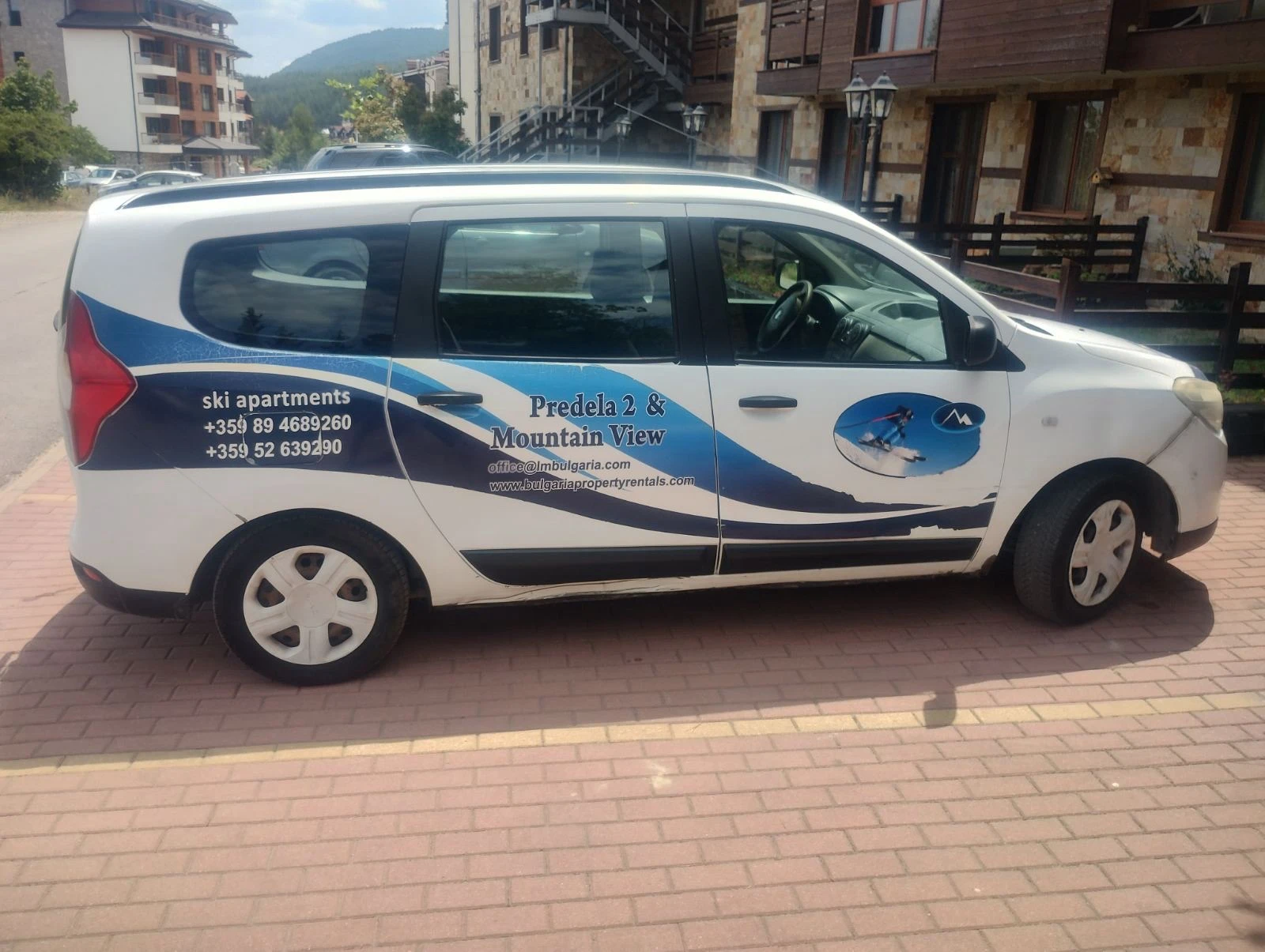 Dacia Lodgy Газ | Auto.bg — изображение 1 Dacia Lodgy Газ | Auto.bg — изображение 1
