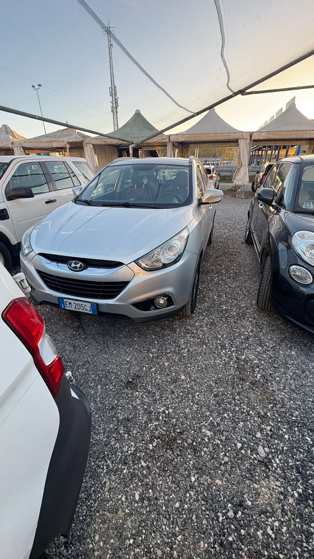 Hyundai Tucson 2.0crdi 136кс Кожа 4х4 - изображение 2 | Auto.bg Hyundai Tucson 2.0crdi 136кс Кожа 4х4 - изображение 2