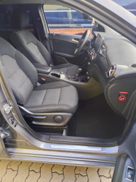 Mercedes-Benz B 180 Регистриран - 6500 € / 12712.90 лв. - 74525396 12 | Car24.bg Mercedes-Benz B 180 Регистриран - 6500 € / 12712.90 лв. - 74525396 12