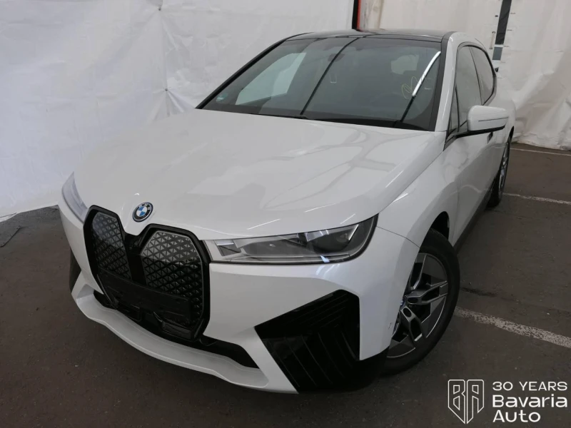 BMW iX 50 xDrive Sport - 64200 € / 125564.29 лв. - 92643421 1 | Car24.bg BMW iX 50 xDrive Sport - 64200 € / 125564.29 лв. - 92643421 1