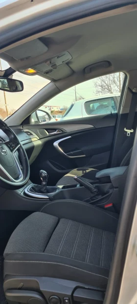 Opel Insignia - 3000 € / 5867.49 лв. - 29407768 7 | Car24.bg Opel Insignia - 3000 € / 5867.49 лв. - 29407768 7