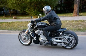 Harley-Davidson V-Rod VRSCR | Auto.bg — изображение 4 Harley-Davidson V-Rod VRSCR | Auto.bg — изображение 4