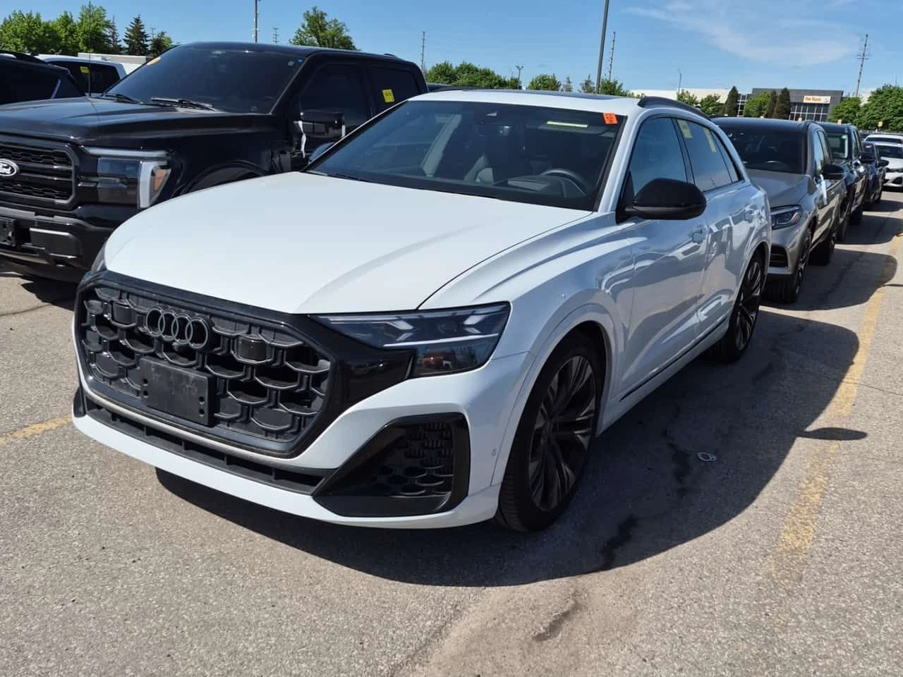 Audi SQ8 B&O| 360CAM| HUD| PANO| ОБДУХВАНЕ| 2 КЛЮЧА| | Auto.bg — изображение 1 Audi SQ8 B&O| 360CAM| HUD| PANO| ОБДУХВАНЕ| 2 КЛЮЧА| | Auto.bg — изображение 1