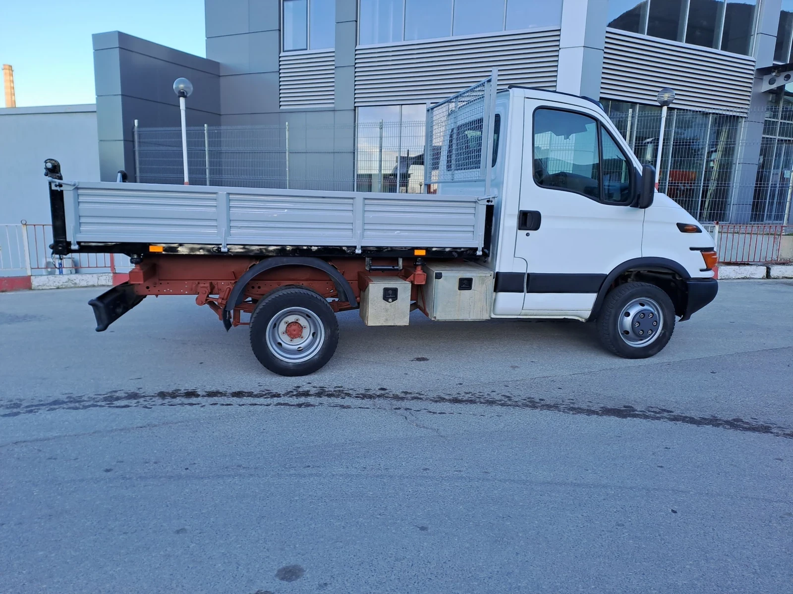 Iveco 35c11 3стр.помпа на скорости | Auto.bg — изображение 1 Iveco 35c11 3стр.помпа на скорости | Auto.bg — изображение 1
