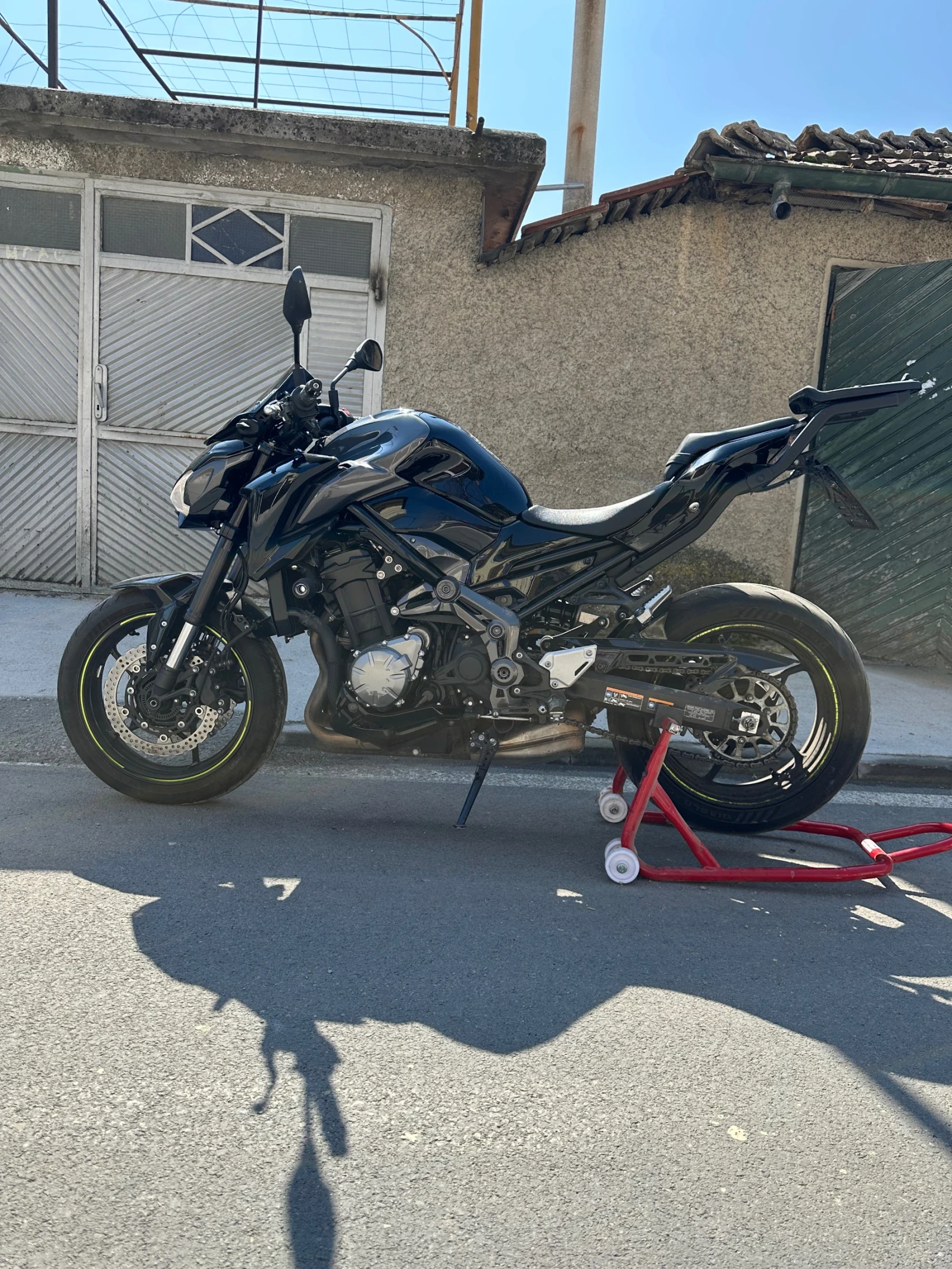 Kawasaki Z 900 ABS Akrapovic | Auto.bg — изображение 1 Kawasaki Z 900 ABS Akrapovic | Auto.bg — изображение 1