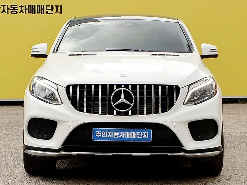 Mercedes-Benz GLE 350 W166 D 4Matic Coupe - 23456 € - 84074591 1 | Car24.bg Mercedes-Benz GLE 350 W166 D 4Matic Coupe - 23456 € - 84074591 1
