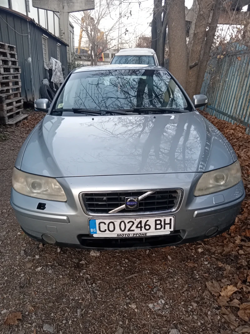 Volvo S60 - 5300 лв. / 2709.85 € - 15054108 1 | Car24.bg Volvo S60 - 5300 лв. / 2709.85 € - 15054108 1