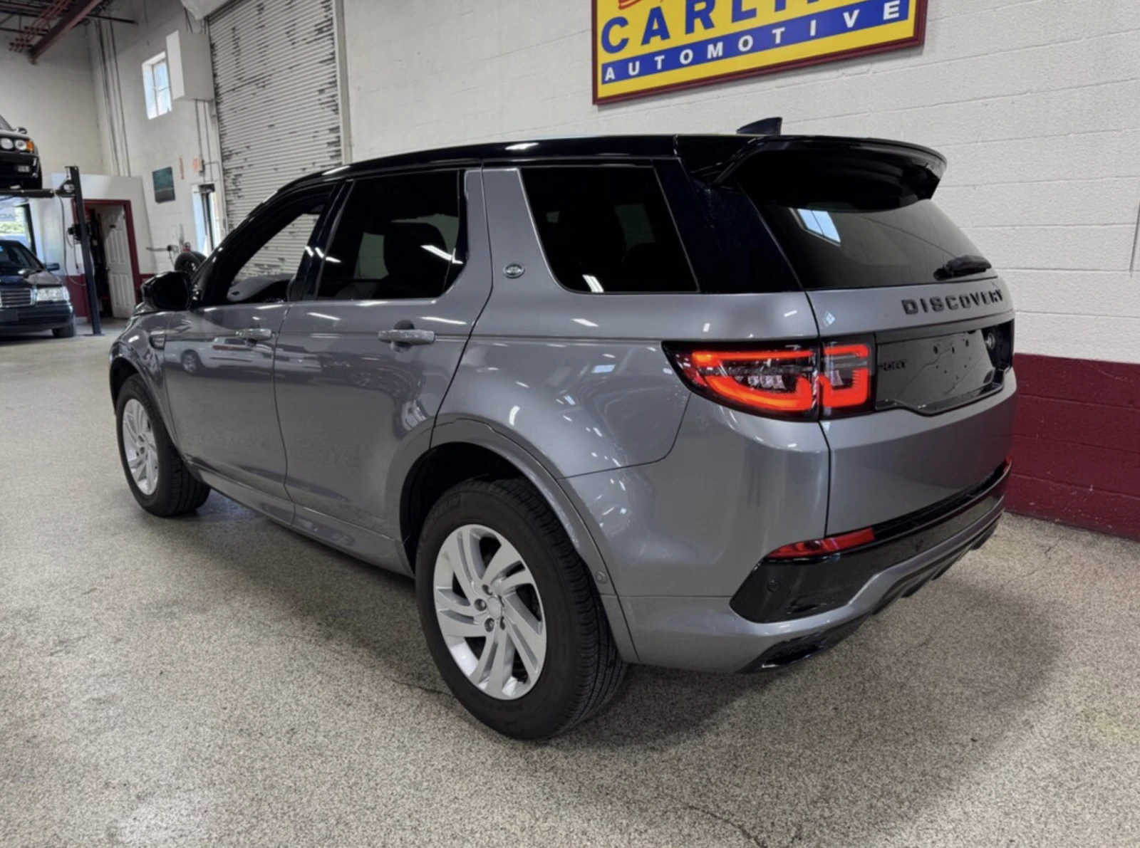 Land Rover Discovery Sport P250 R-Dynamic S 4x4 * PANO* * MERIDIAN*  - изображение 3 | Auto.bg Land Rover Discovery Sport P250 R-Dynamic S 4x4 * PANO* * MERIDIAN*  - изображение 3