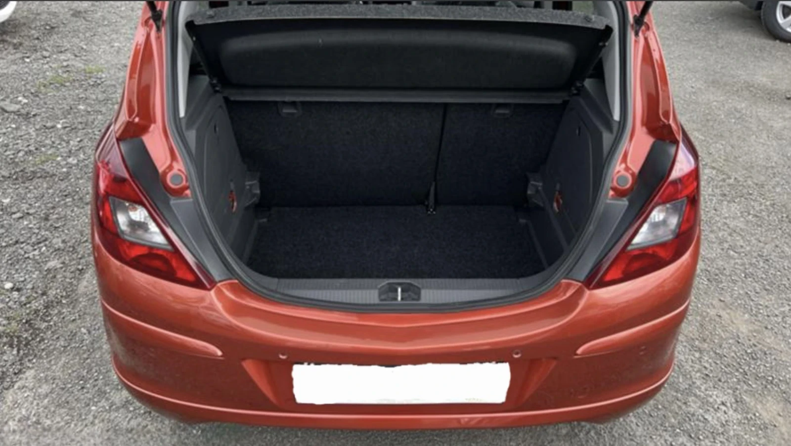 Opel Corsa 1.6i OPC Line Turbo - изображение 7 | Auto.bg Opel Corsa 1.6i OPC Line Turbo - изображение 7