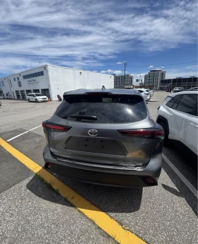 Toyota Highlander HYBRID * 8 MЕСТЕН * AWD * НОВ ОТ ПРЕДСТАВИТЕЛСТВО | Auto.bg — изображение 6 Toyota Highlander HYBRID * 8 MЕСТЕН * AWD * НОВ ОТ ПРЕДСТАВИТЕЛСТВО | Auto.bg — изображение 6